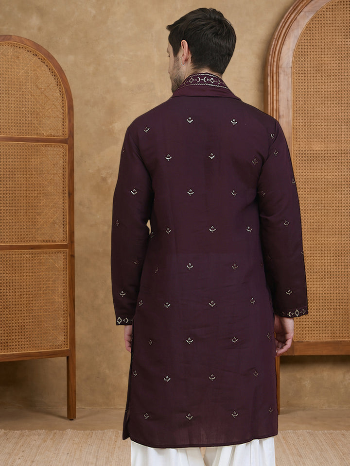 Silk Blend Embroidered Kurta With Dupatta