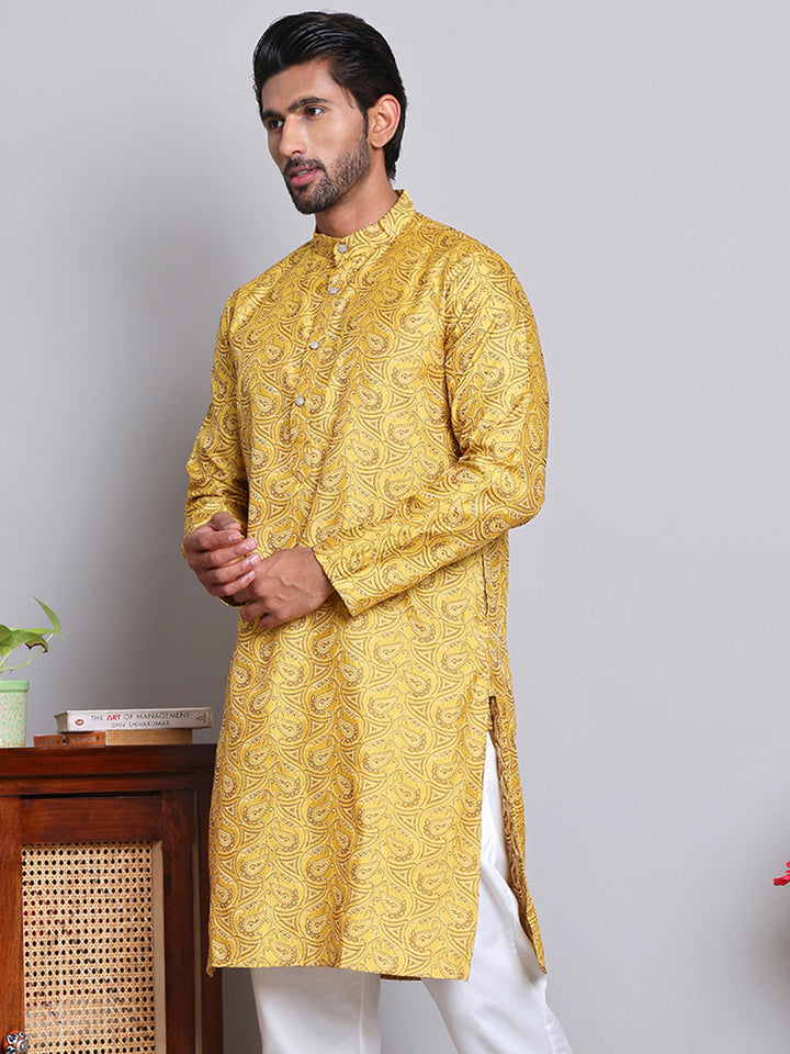 Men Yellow Silk Blend Straight Kurtas