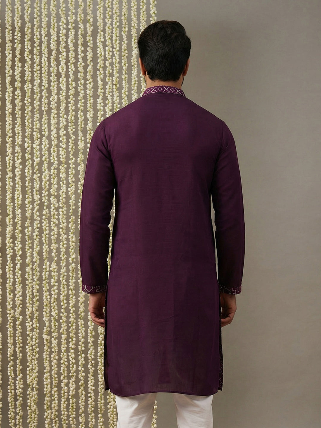 Ethnic Kurta In Luxurious Silk Blend