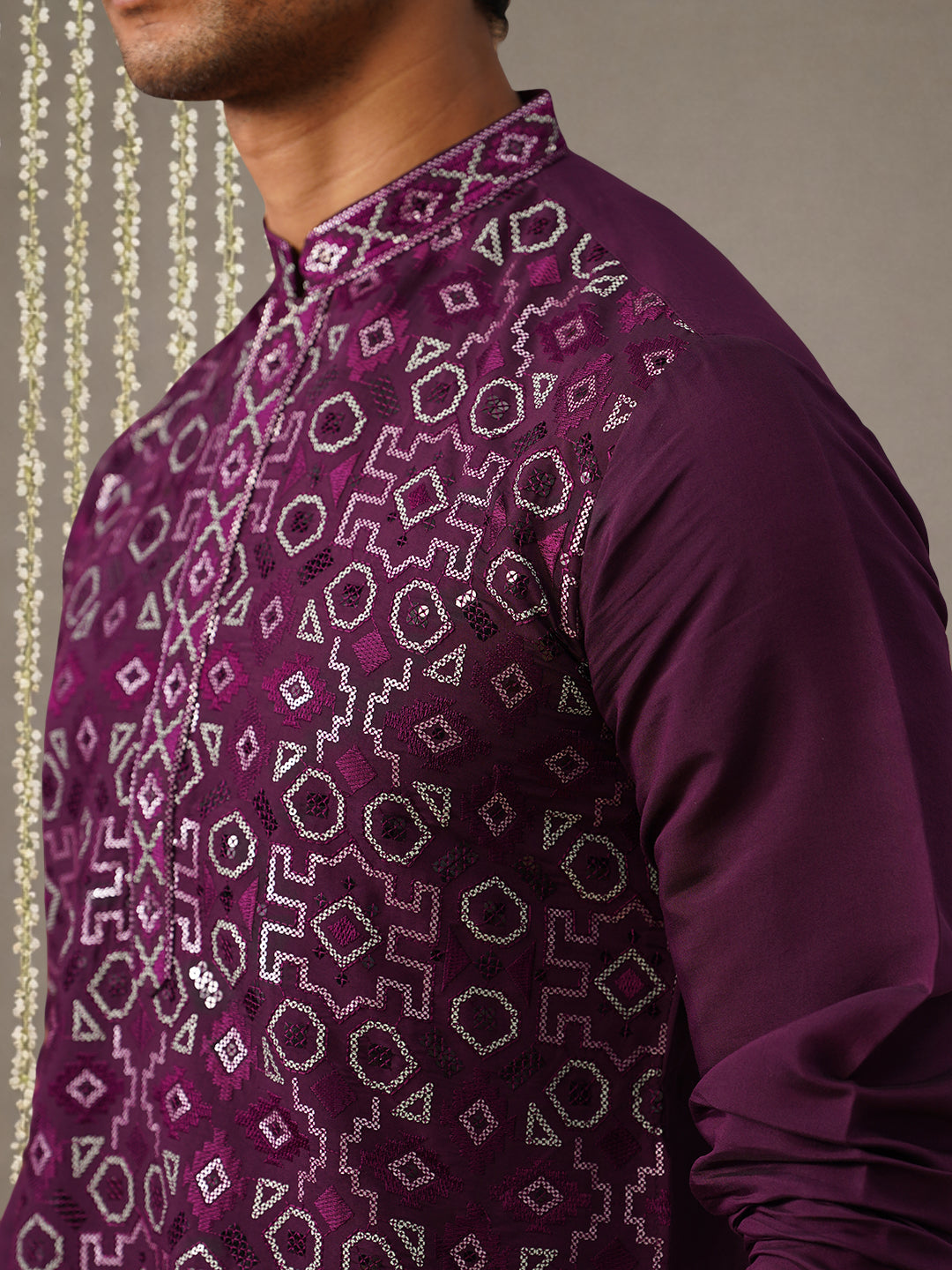 Ethnic Kurta In Luxurious Silk Blend