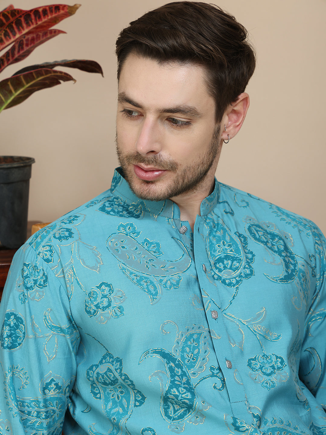 Stylish Blue Kurta Set With Artistic Teal Paisley Print