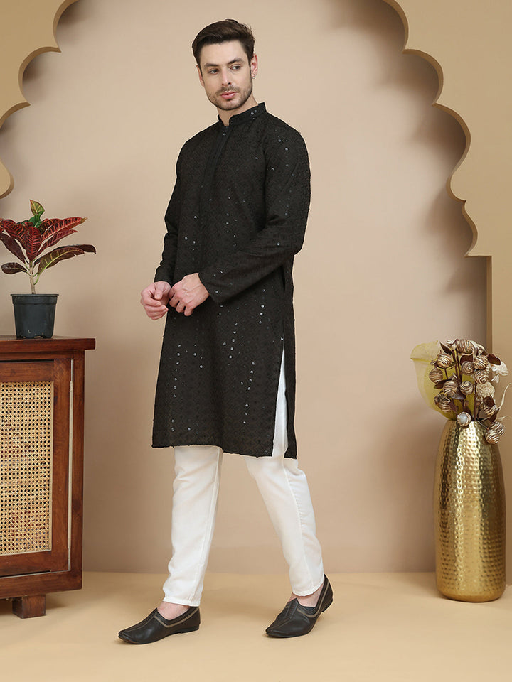 Embroidered Cotton Kurta With Pyjama For Men