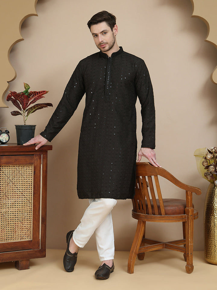 Embroidered Cotton Kurta With Pyjama For Men