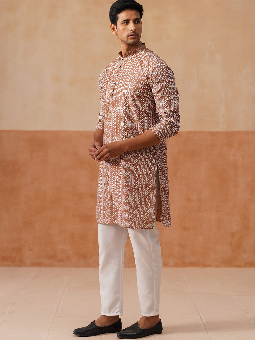 Geometric Print Silk Blend Straight Kurta Set For Men