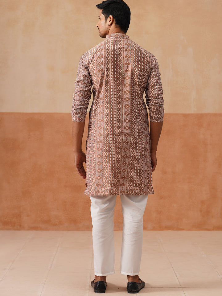 Geometric Print Silk Blend Straight Kurta Set For Men