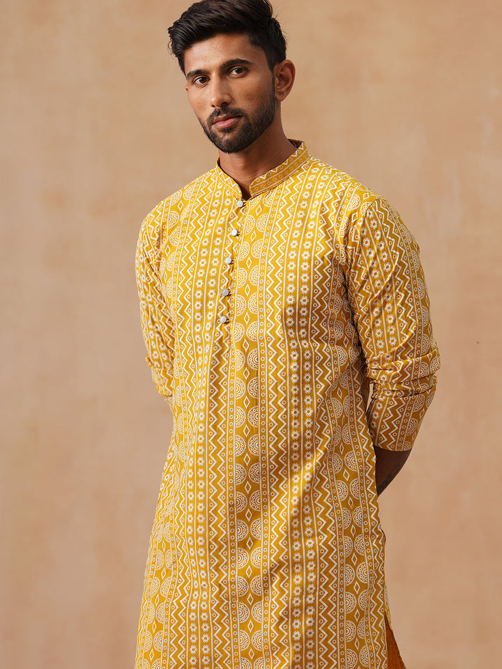 Geometric Print Silk Blend Straight Kurta Set For Men