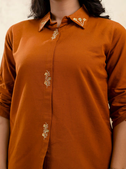 Brown Solid Shirt Collar Three-Quarter Sleeves Top & Trouser
