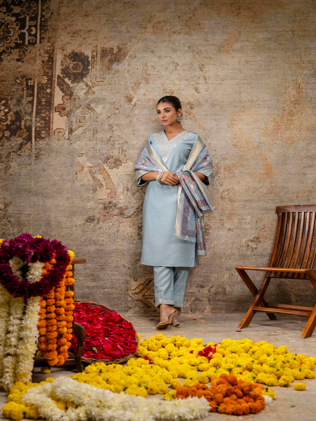 Embroidered Solid V-Neck Muslin Kurta & Pant With Dupatta