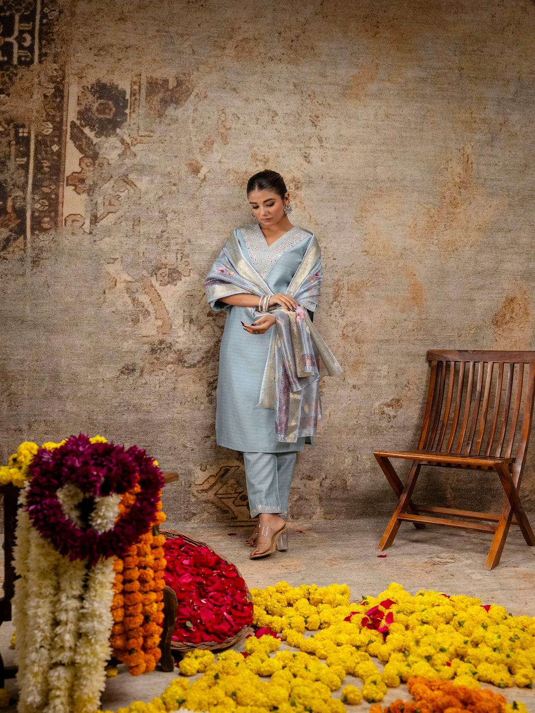 Embroidered Solid V-Neck Muslin Kurta & Pant With Dupatta