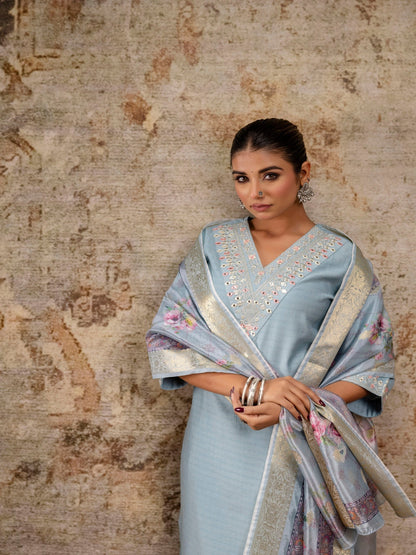 Embroidered Solid V-Neck Muslin Kurta & Pant With Dupatta