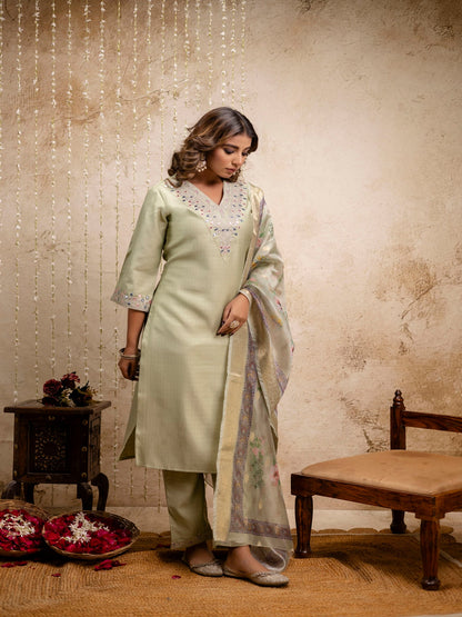 Embroidered Solid V-Neck Muslin Kurta & Pant With Dupatta