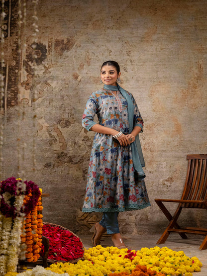 Embroidered Floral Round Neck Muslin Kurta & Pant With Dupatta