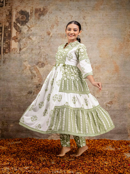 Green Printed Round Neck Calf Length Cotton Kurta & Pant With Dupatta