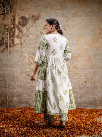 Green Printed Round Neck Calf Length Cotton Kurta & Pant With Dupatta