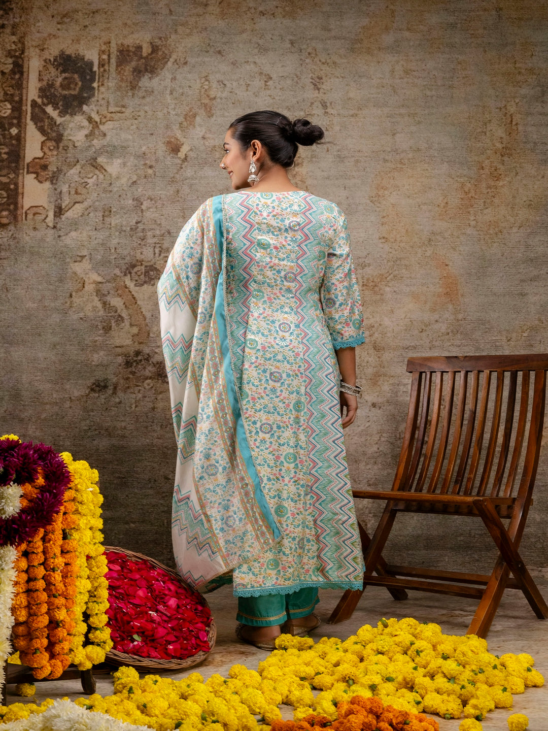 Green Printed V-Neck Calf Length Silk Kurta & Pant With Dupatta