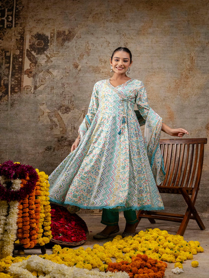 Green Printed V-Neck Calf Length Silk Kurta & Pant With Dupatta