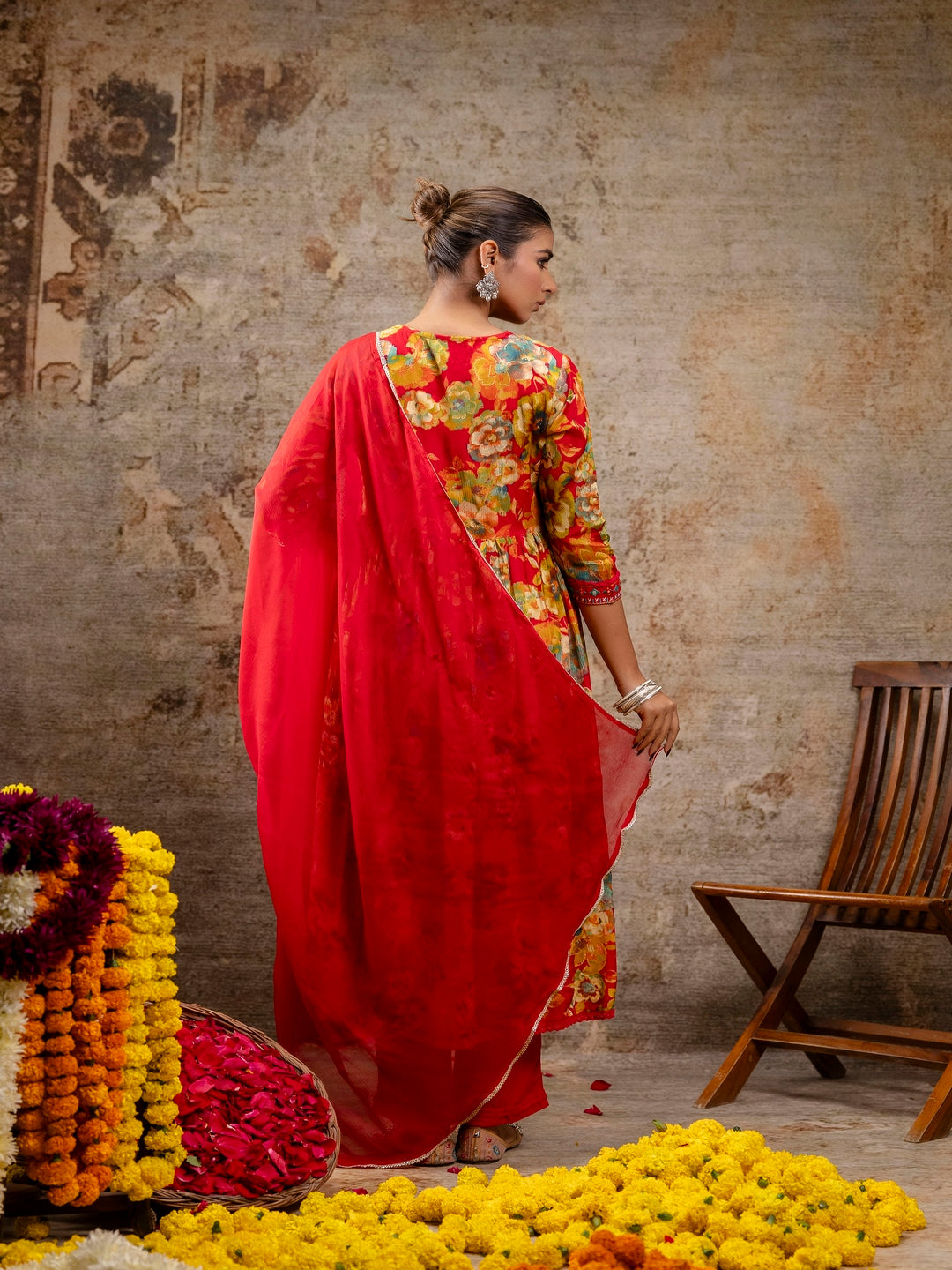 Red Printed V-Neck Calf Length Viscose Rayon Kurta & Pant With Dupatta