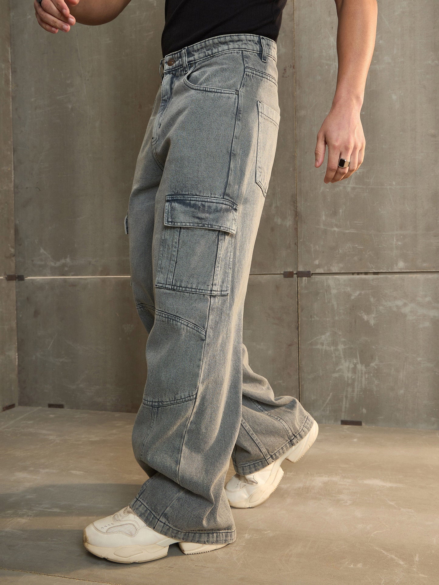 Men Grey Wide Leg Cargo Jeans