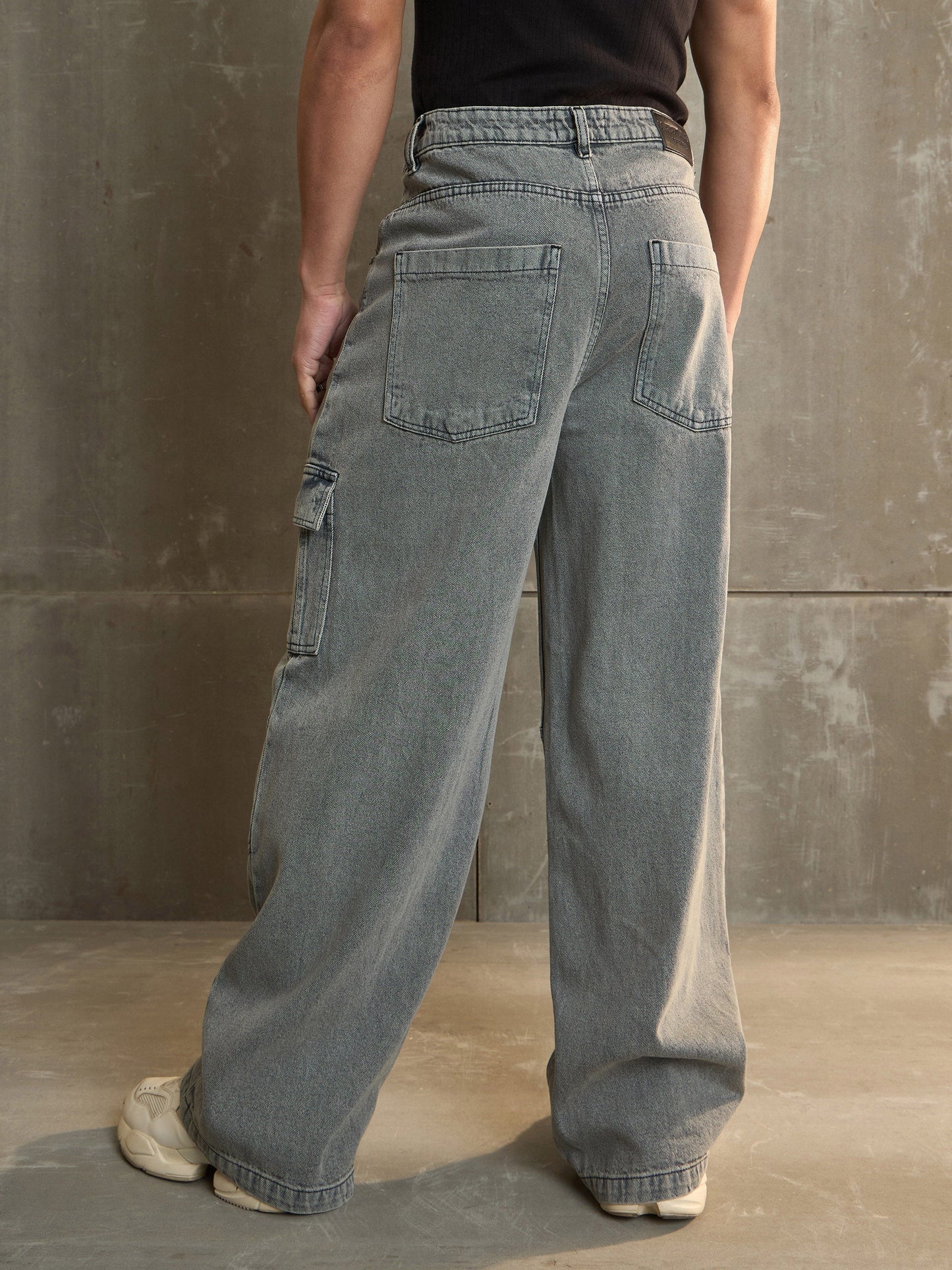 Men Grey Wide Leg Cargo Jeans