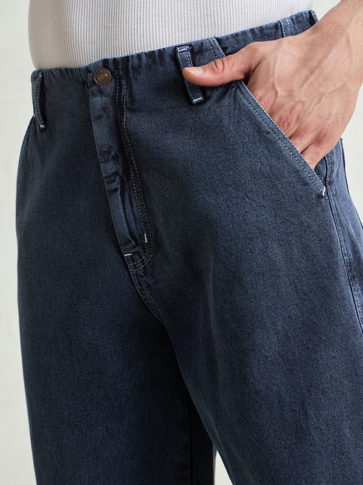 Men Light Blue Contrast Thread Detail Wide Leg Jeans