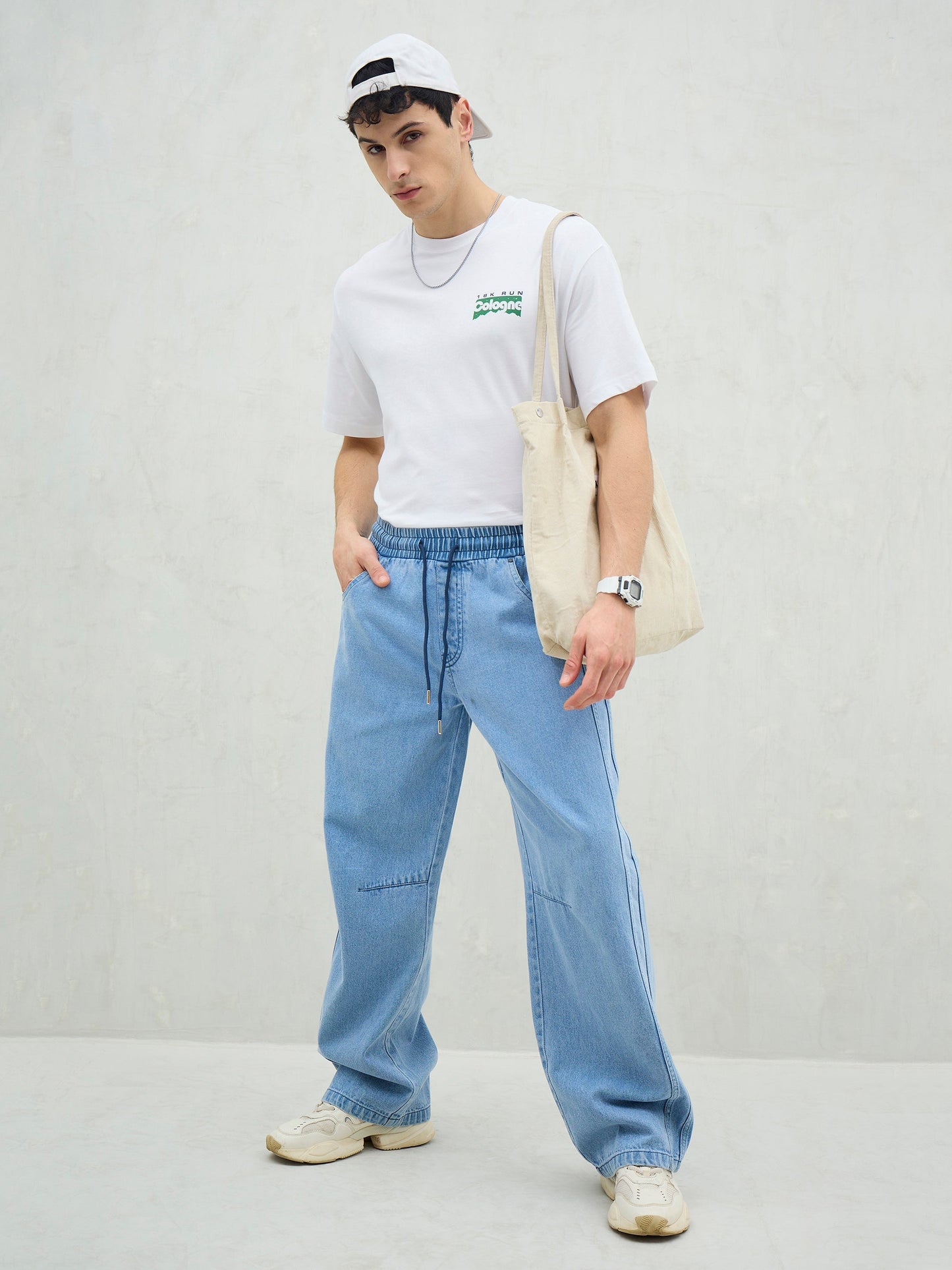 Men Light Blue Washed Knee Dart Wide Leg Jeans