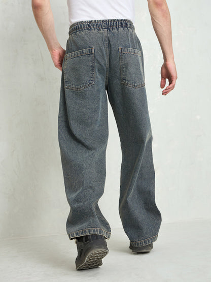 Men Blue Washed Knee Dart Wide Leg Jeans