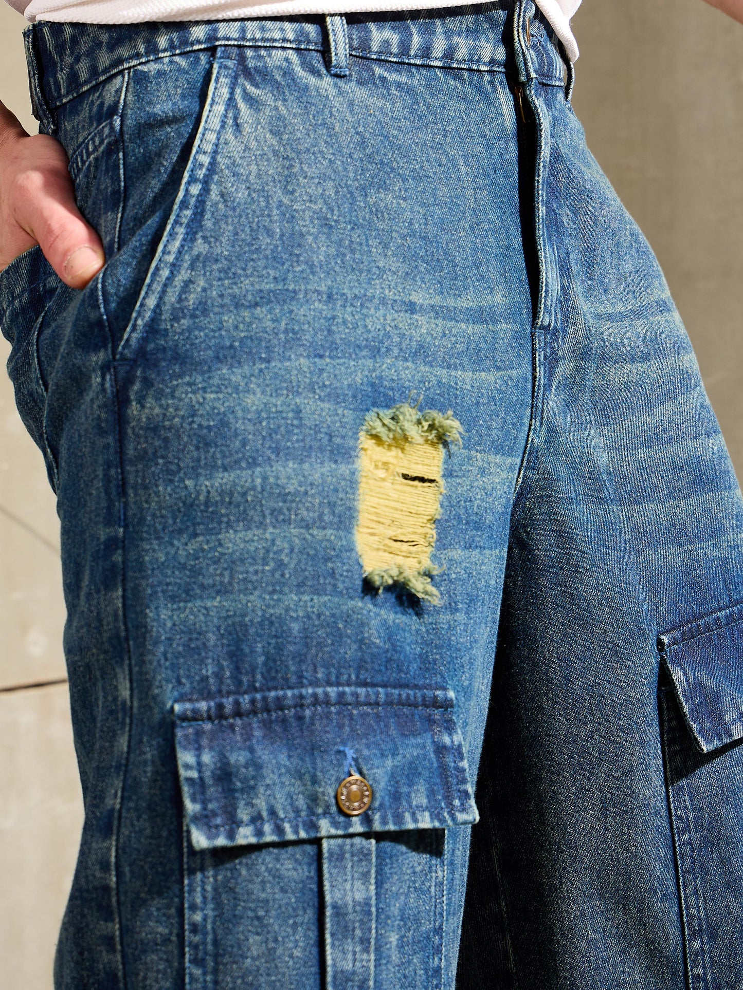 Men Blue Washed Distressed Wide Leg Jeans