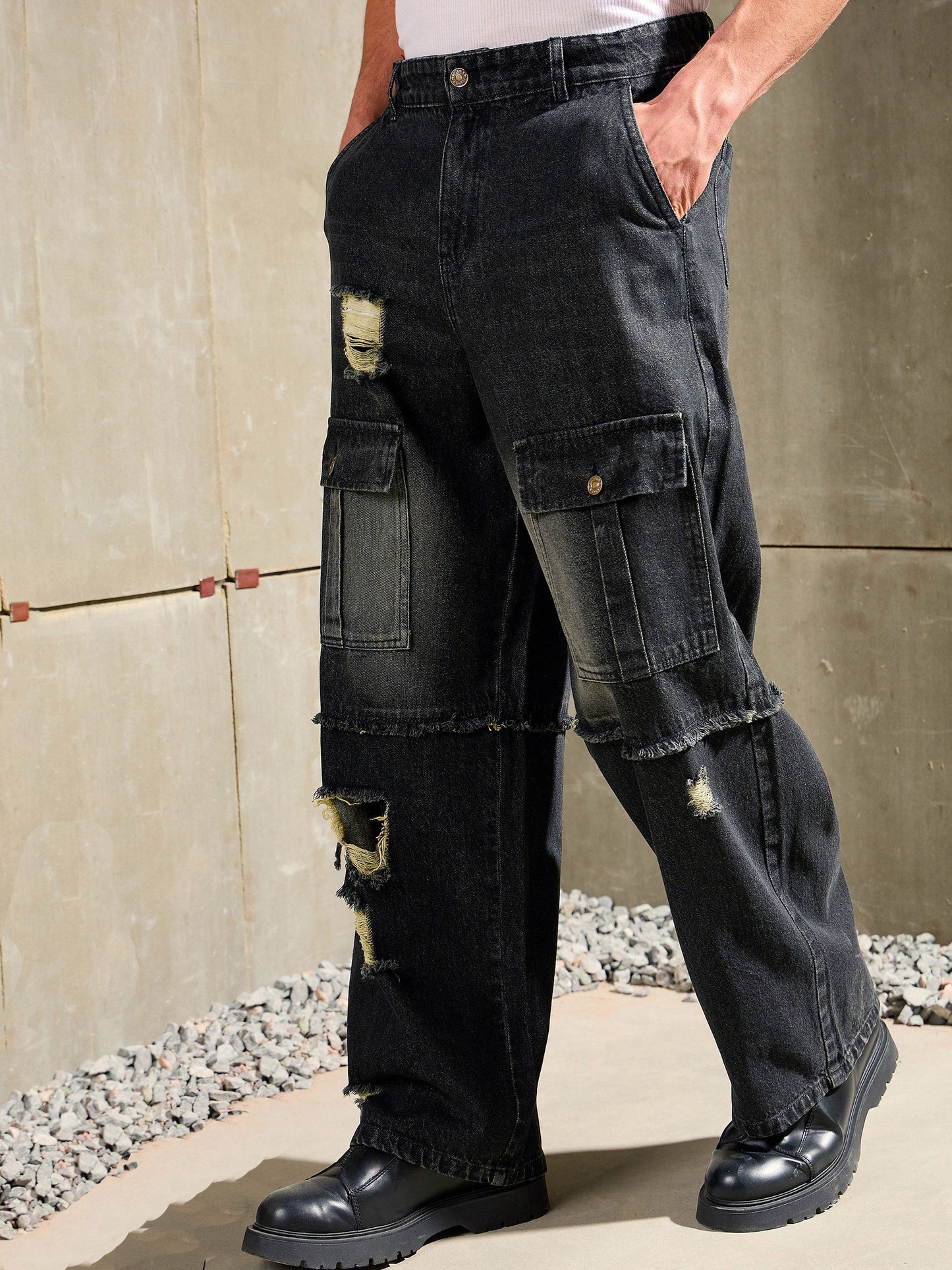 Men Black Washed Distressed Wide Leg Jeans