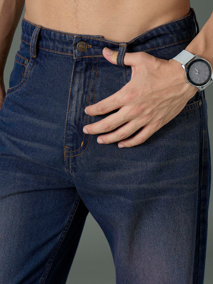 Men Blue Wash Relax Fit Basic Jeans