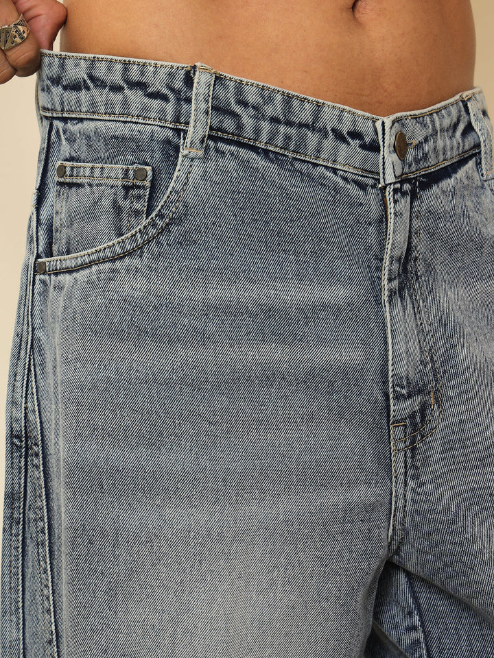 Men Light Blue Distressed Darted-Knee Relax Fit Jeans