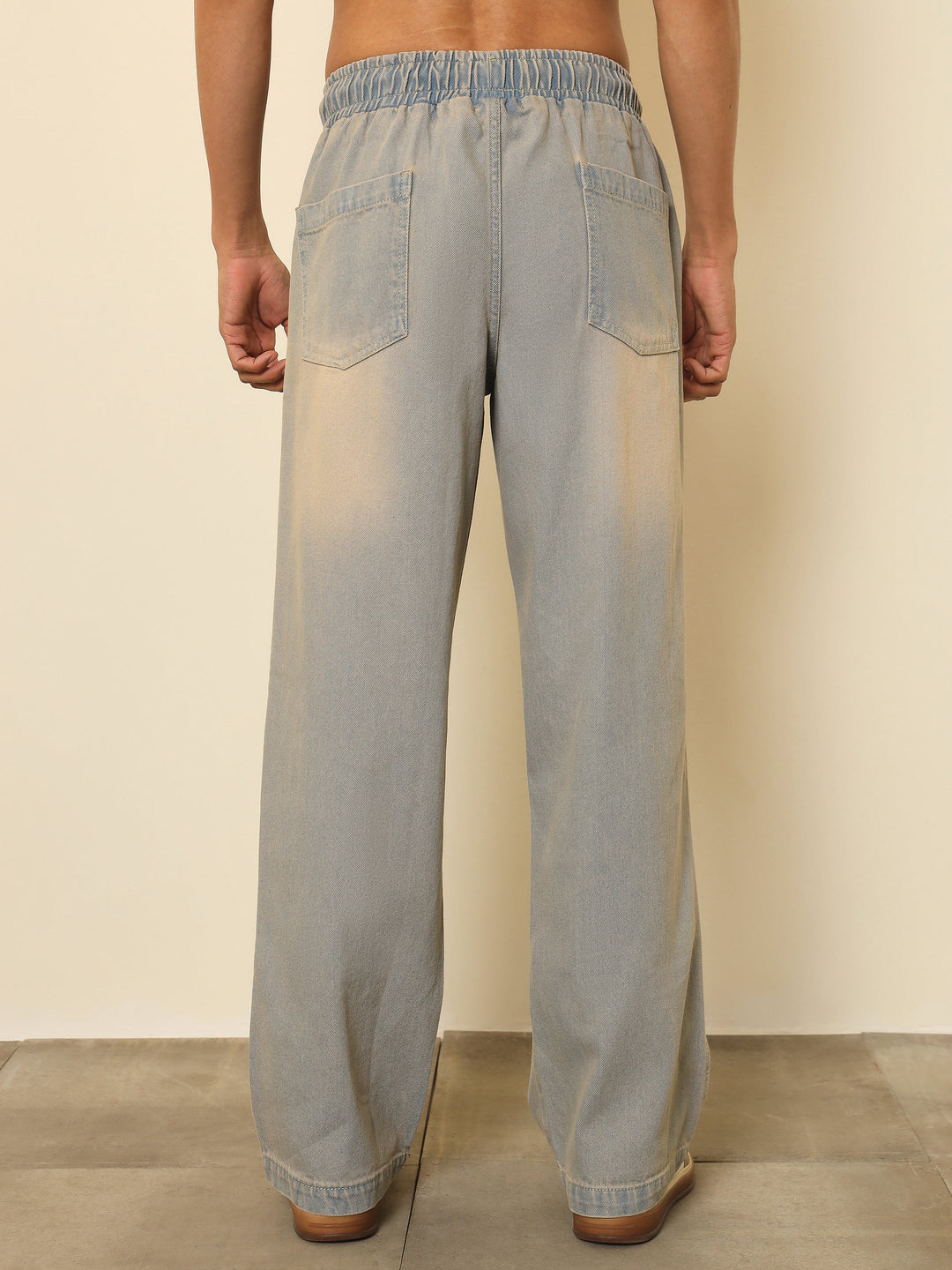 Men Light Blue Seam-Detail Relax Fit Jogger Jeans