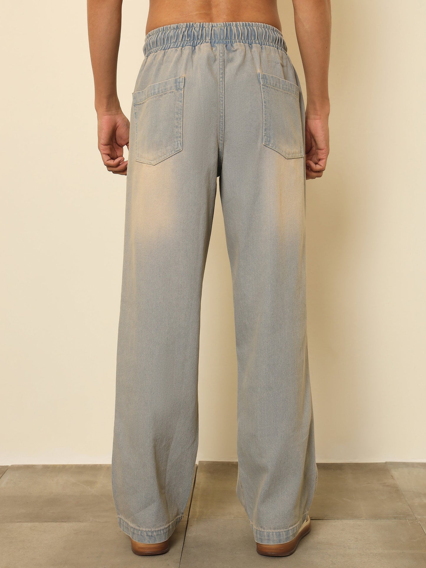 Men Light Blue Seam-Detail Relax Fit Jogger Jeans