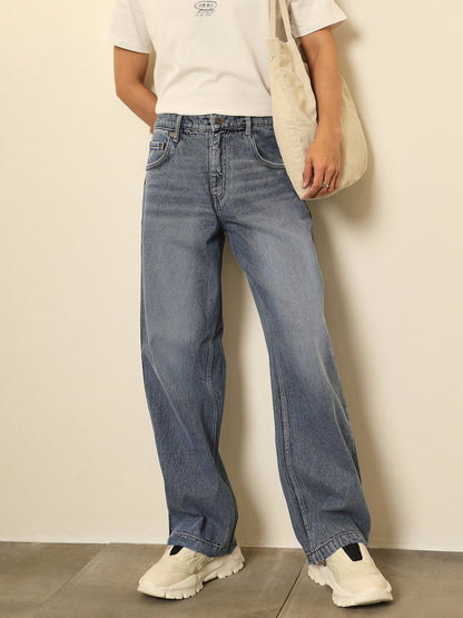 Men Blue Whisker Wash Basic Relax Fit Jeans
