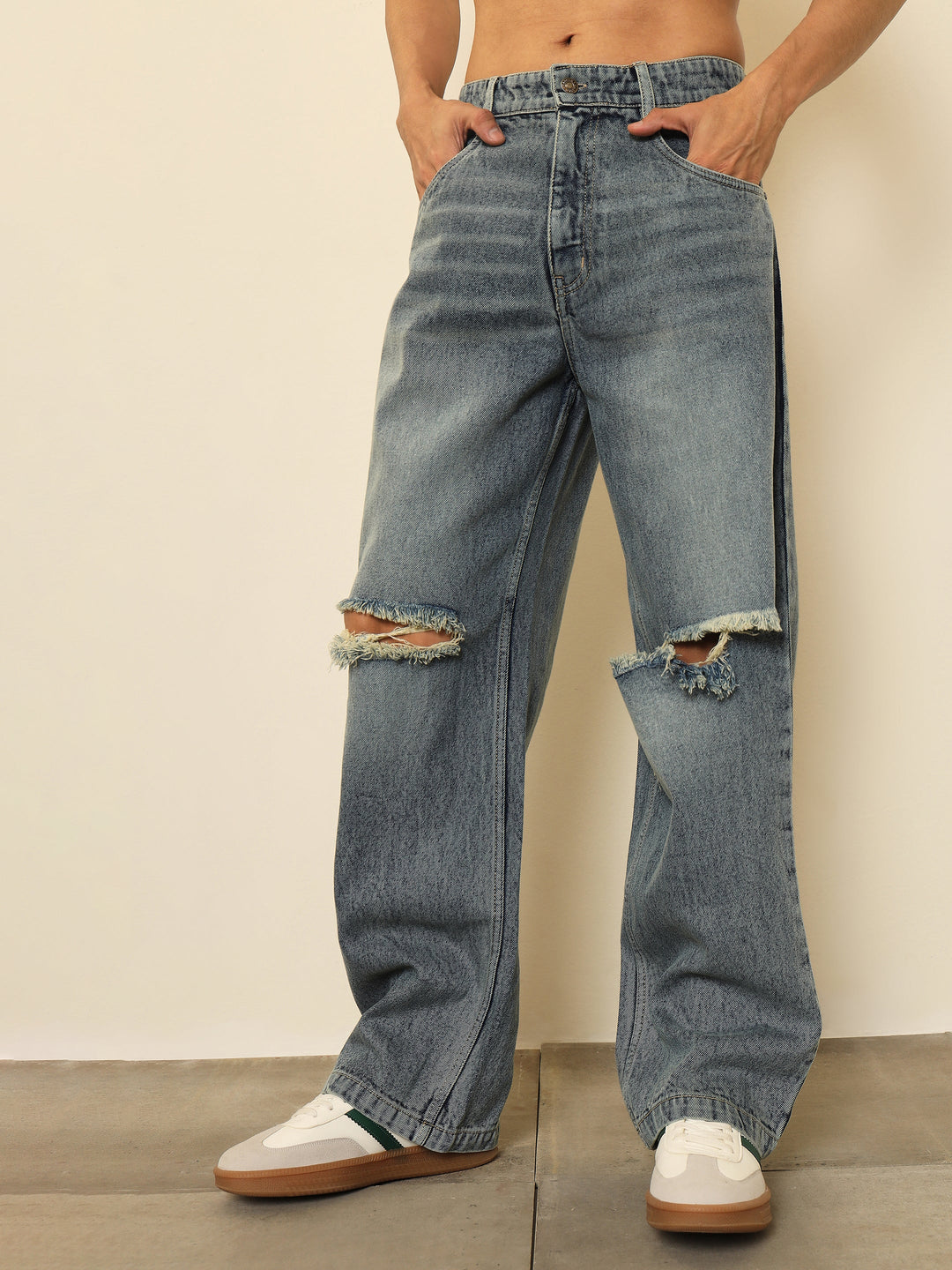 Men Light Blue Washed Distressed Relax Fit Jeans