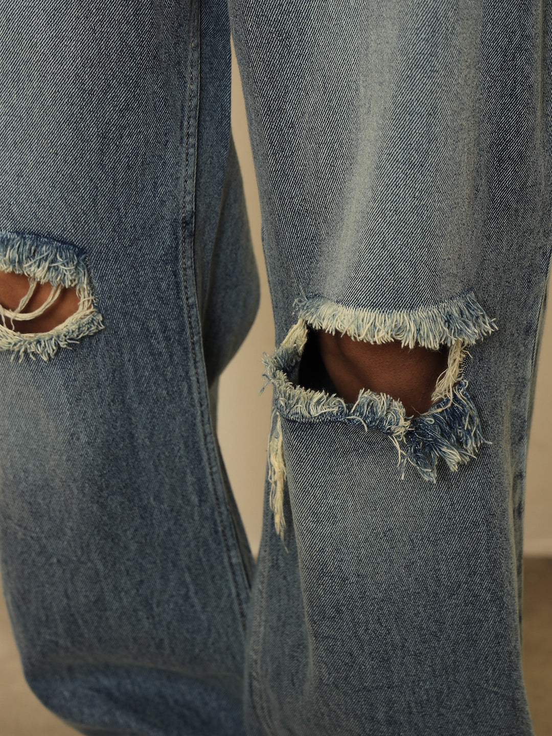Men Light Blue Washed Distressed Relax Fit Jeans