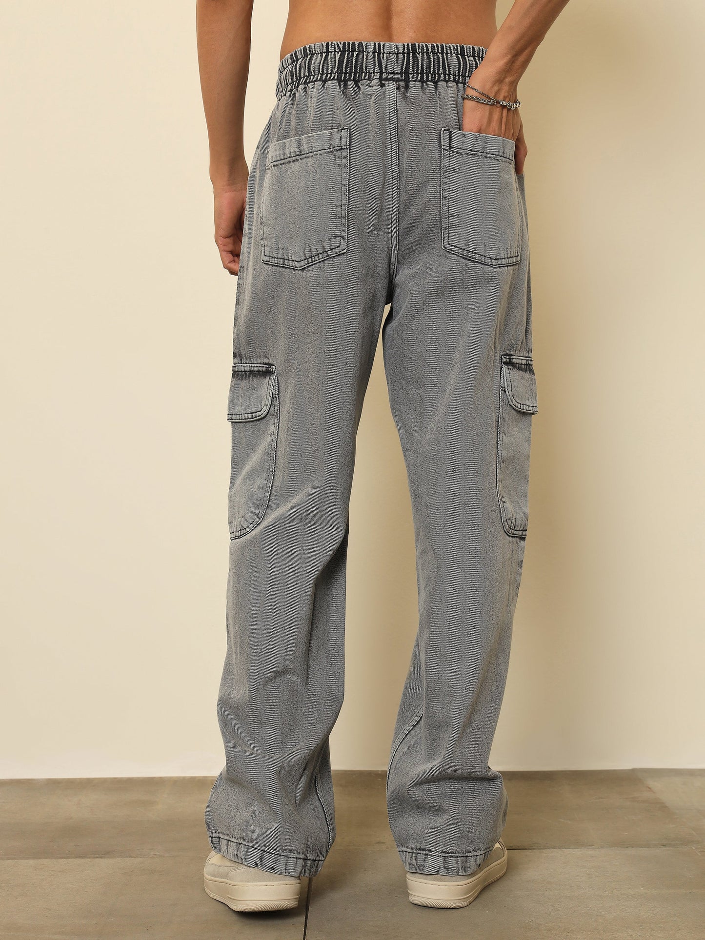 Men Grey Cargo Pocket Relax Fit Jogger Jeans