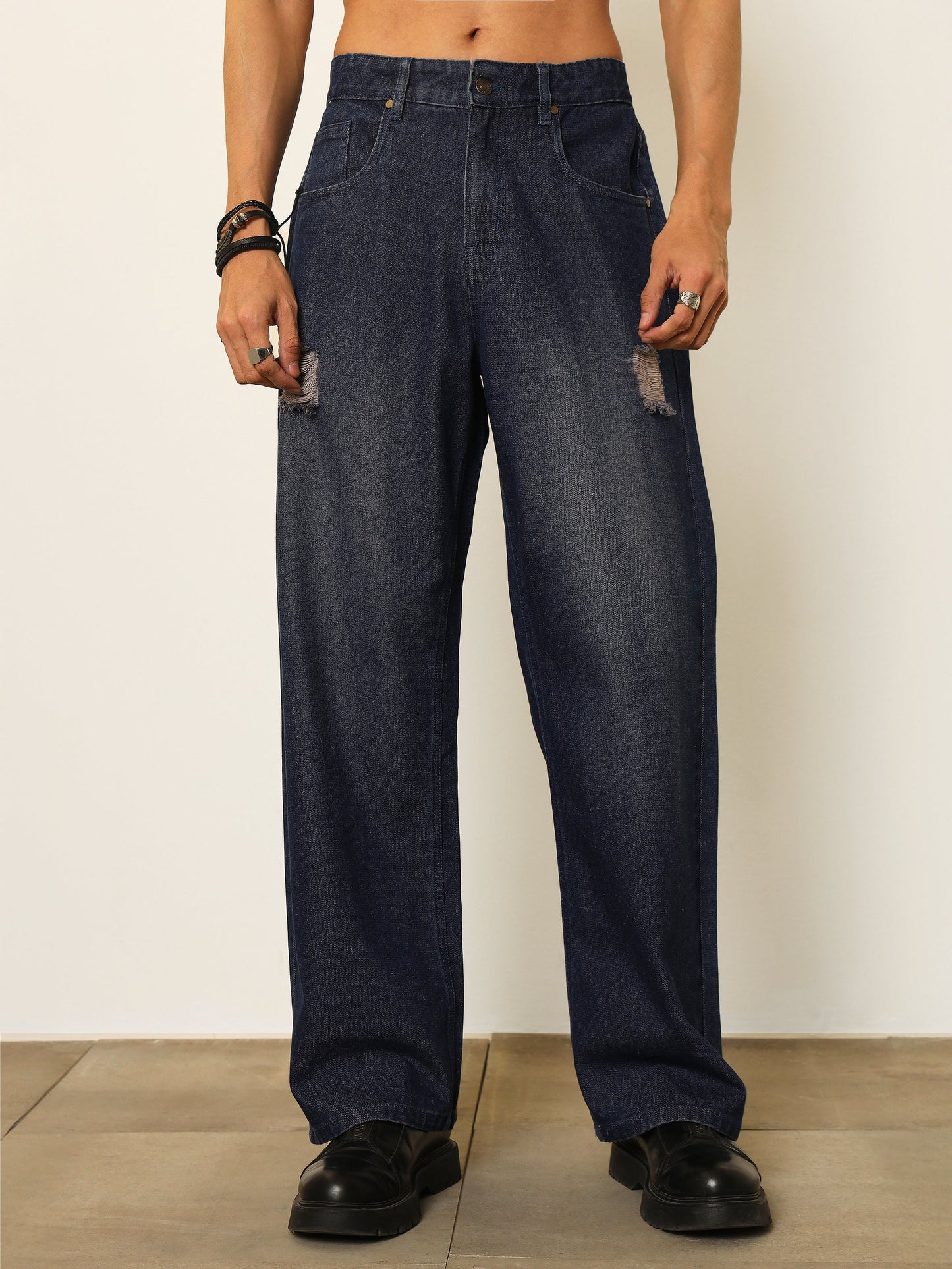 Men Navy Blue Washed Front Distressed Relax Fit Jeans
