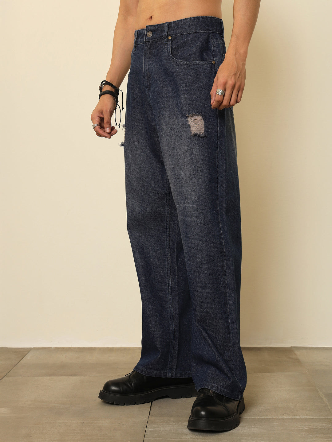Men Navy Blue Washed Front Distressed Relax Fit Jeans