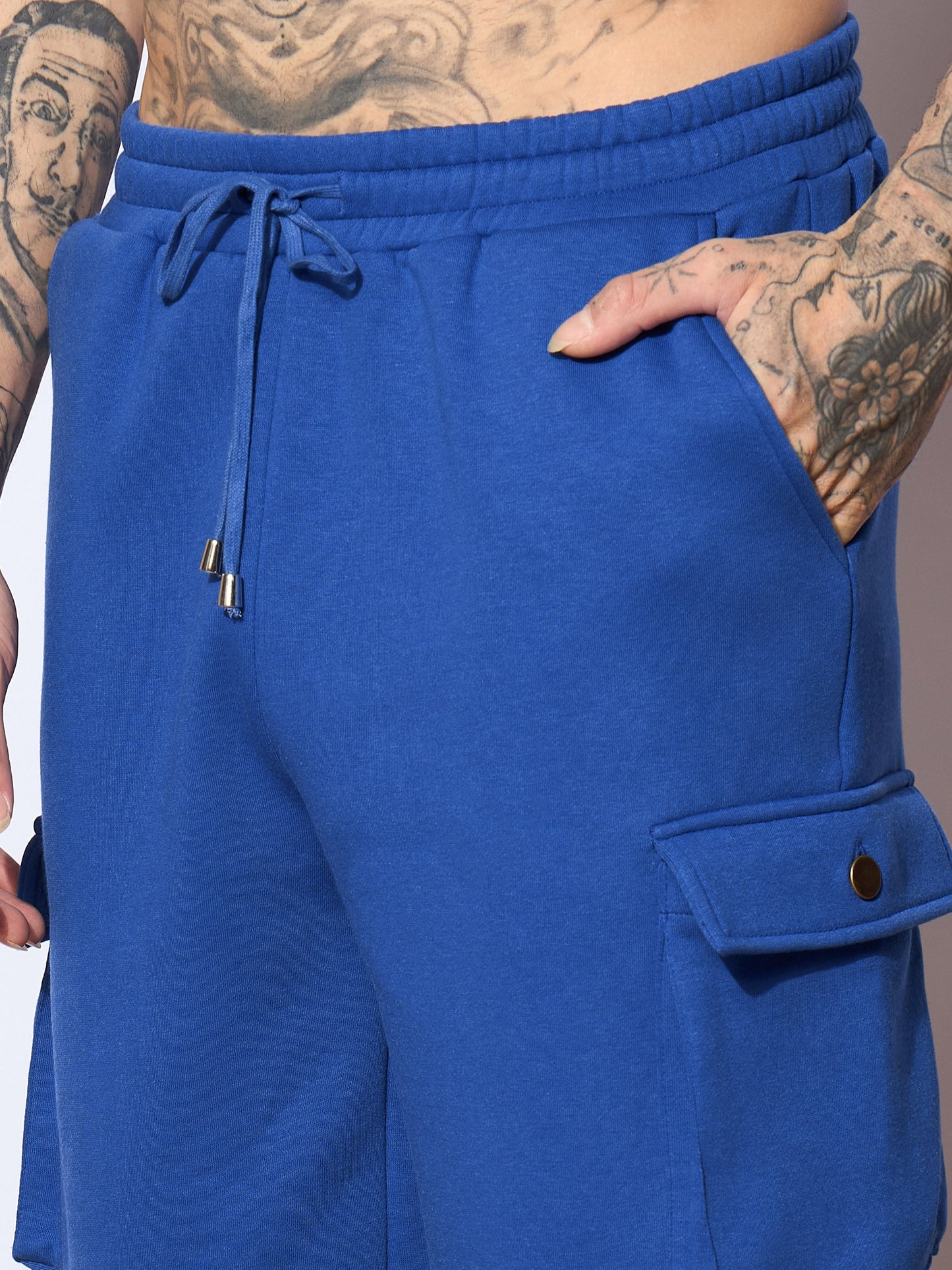 Men Blue Utility Pockets Oversized Joggers