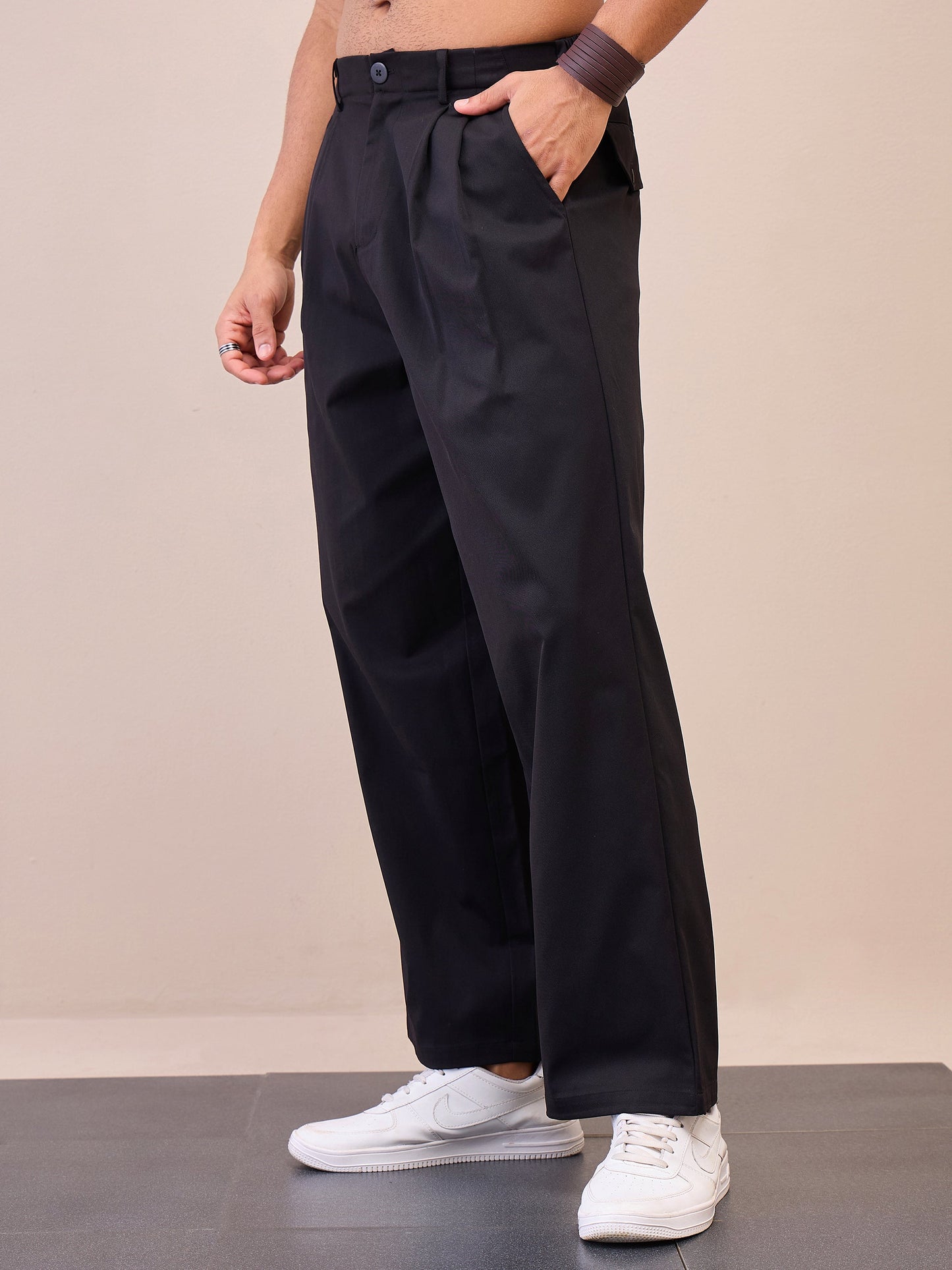 Men Black Front Pleated Korean Pants