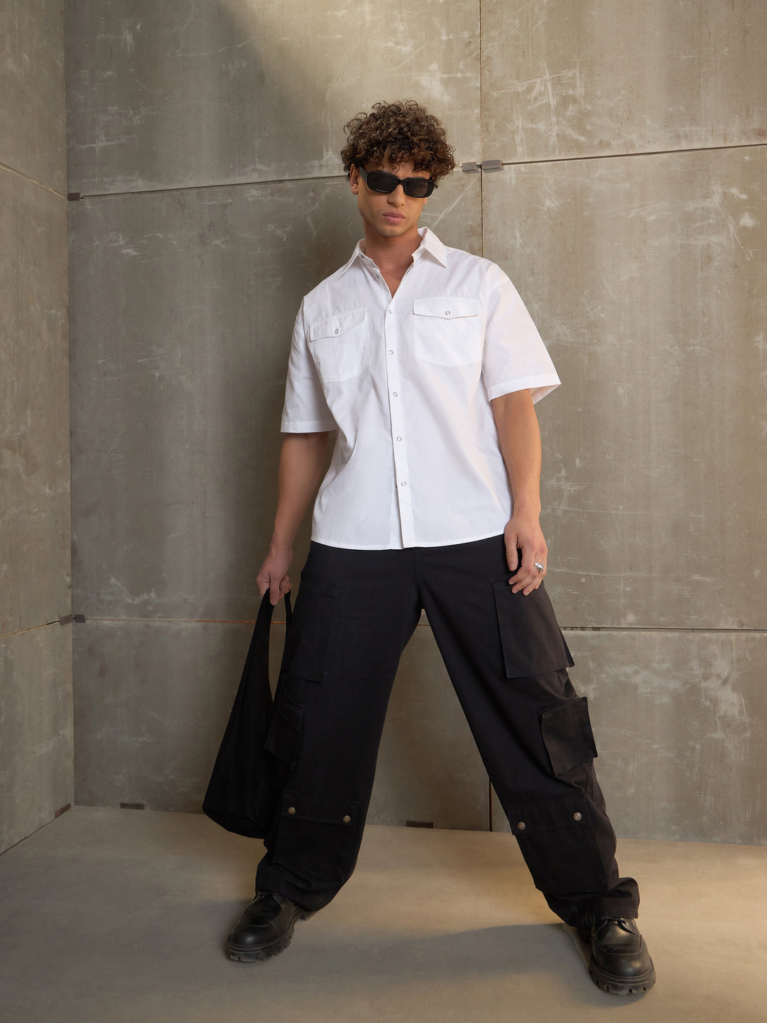 Men Black Twill Utility Pockets Wide Leg Cargo Pants