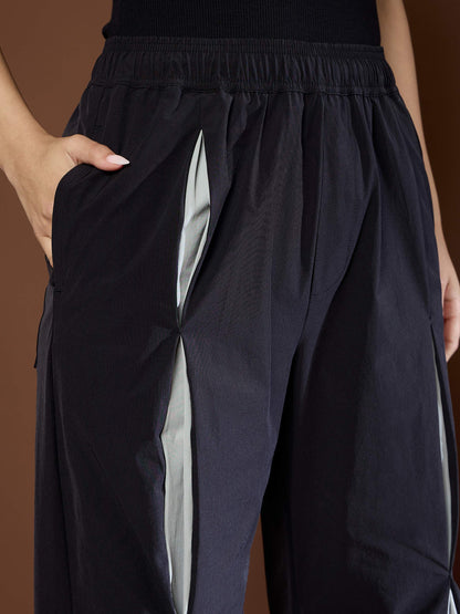 Unisex Black Front Invert Pleat Baggy Parachute Pants