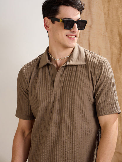Men Beige Textured Relax Fit Polo T-Shirt With Shorts