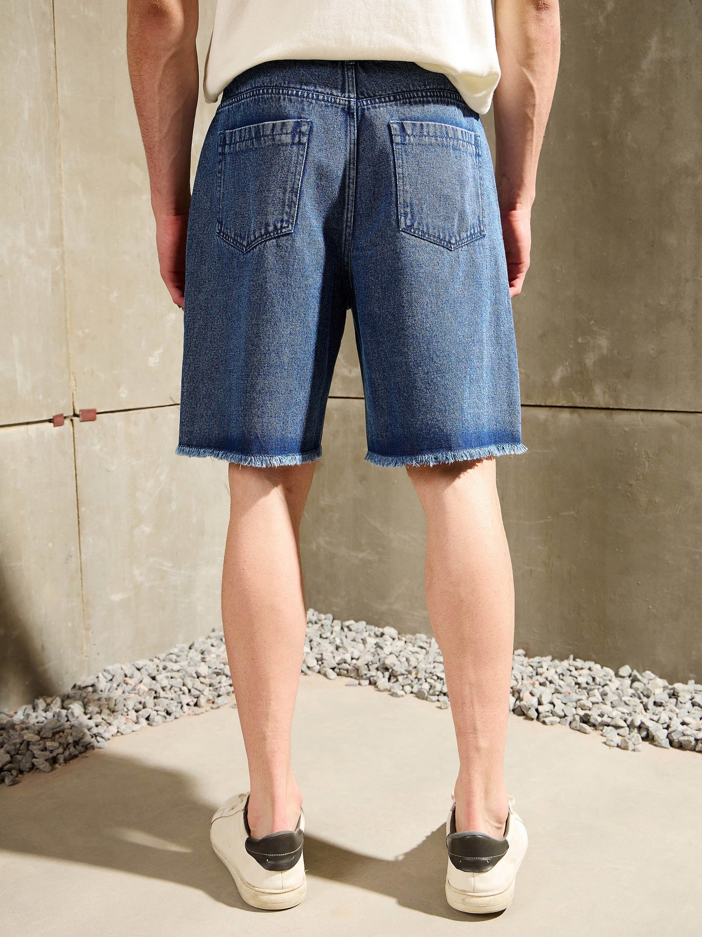 Men Blue Washed Denim Zipper Pocket Shorts