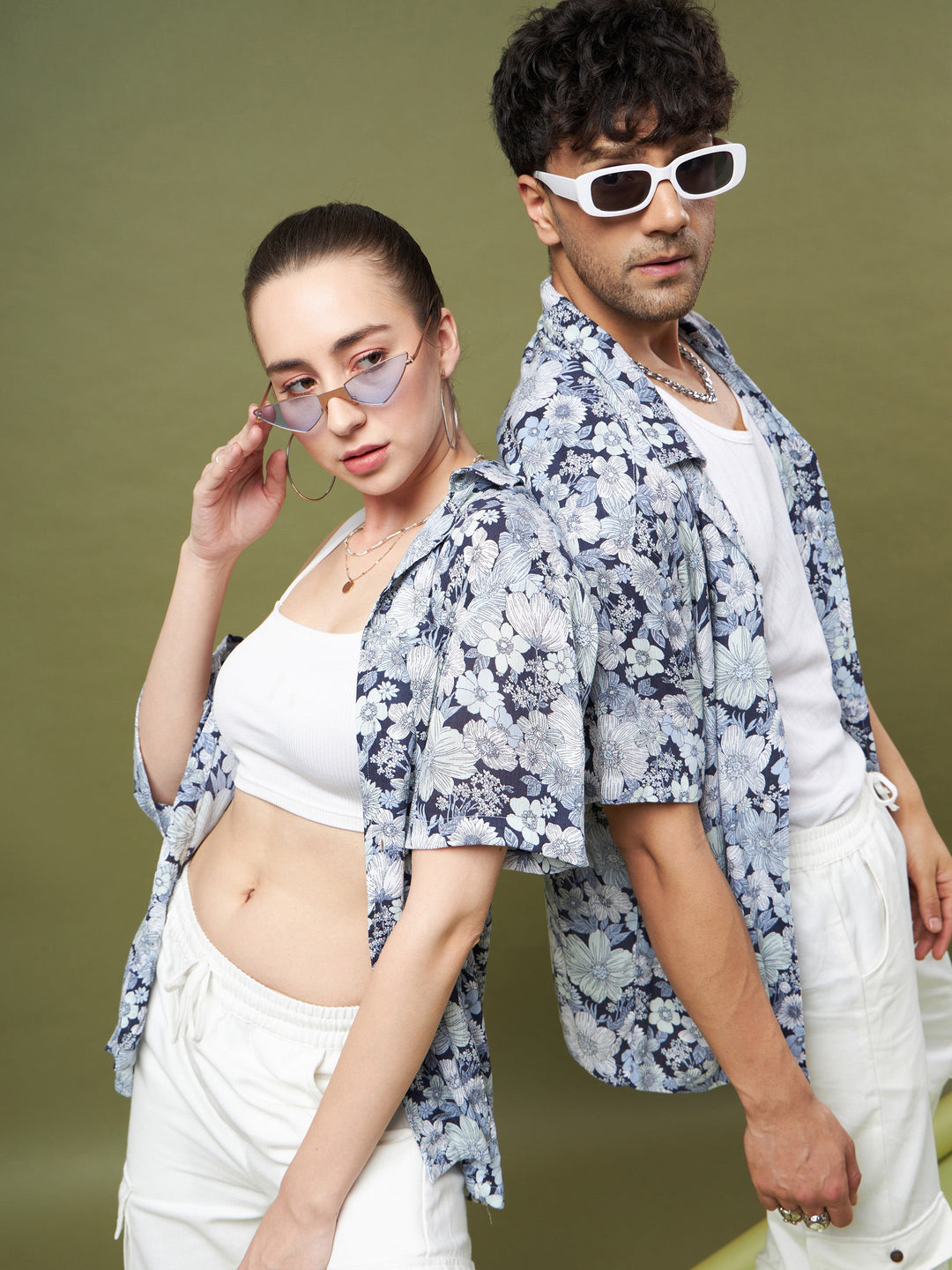 Unisex White &amp; Blue Floral Print Relax Fit Shirt