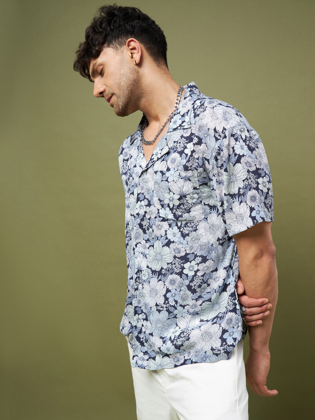 Unisex White &amp; Blue Floral Print Relax Fit Shirt