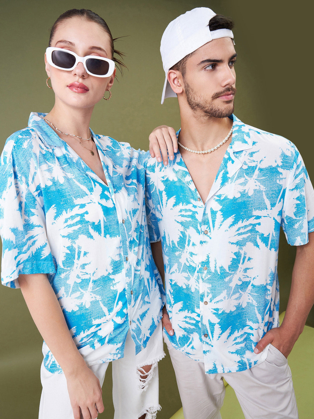 Unisex Blue &amp; White Tropical Floral Relax Fit Shirt