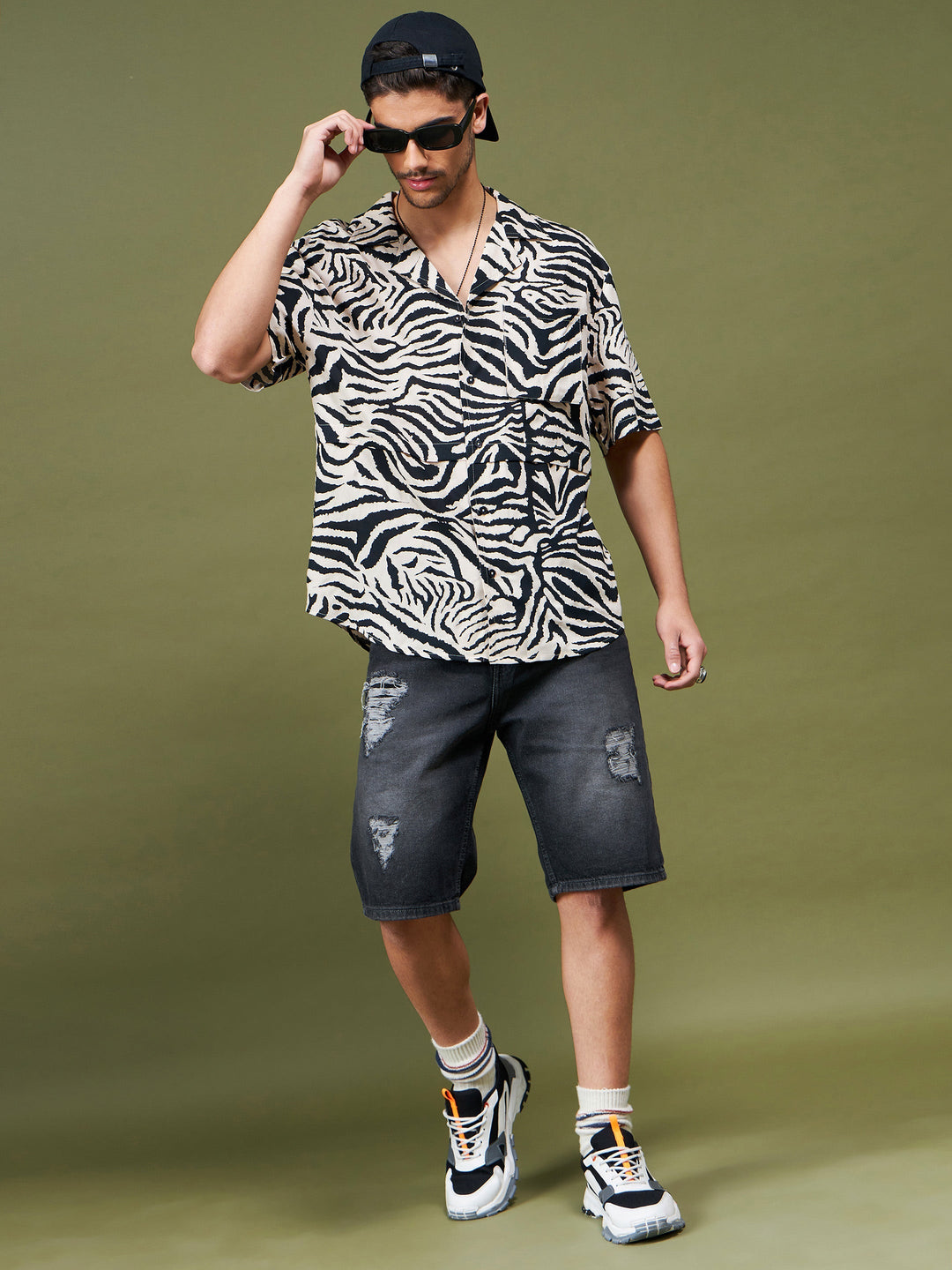 Unisex Beige &amp; Black Animal Print Relax Fit Shirt