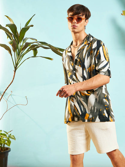 Men White & Grey Abstract Print Relax Fit Shirt