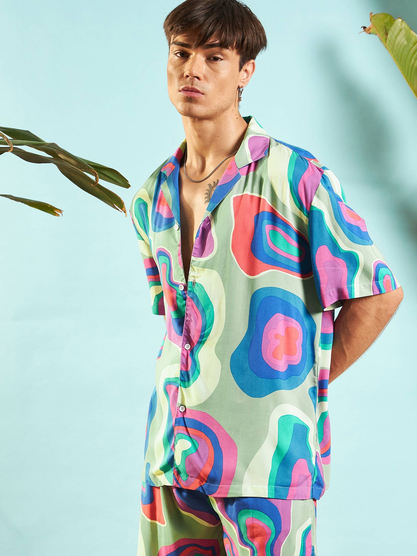 Men Grey & Blue Abstract Print Relax Fit Shirt